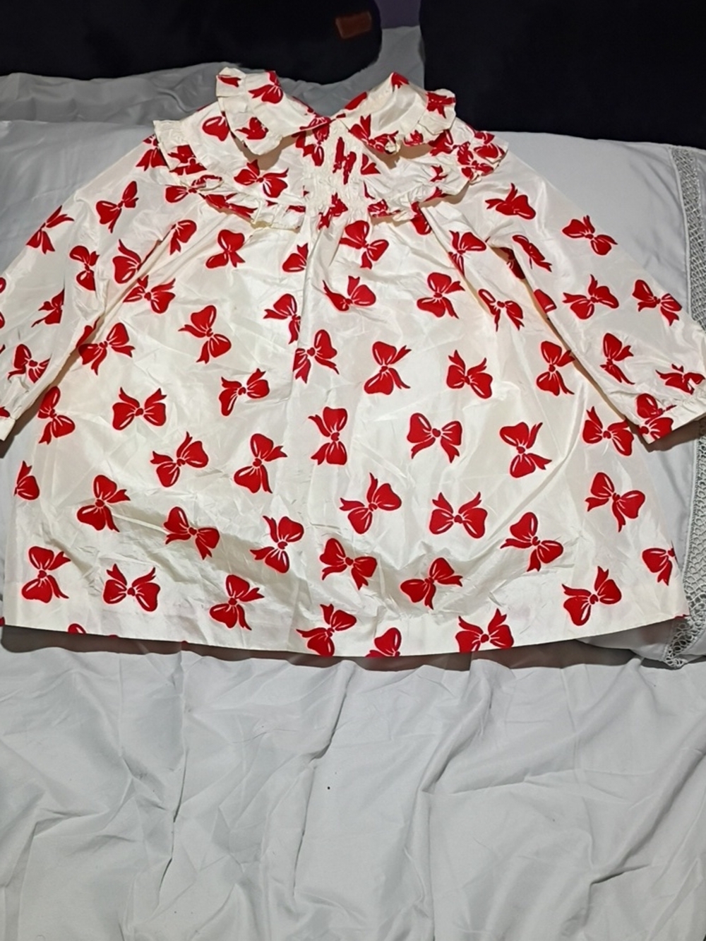 Gucci White Dress with Red Bow Print and Ruffled Collar